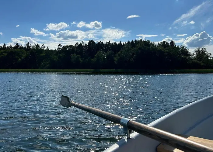 Haus Kranich -direkt Am Pur- Semesterbostad Lalendorf